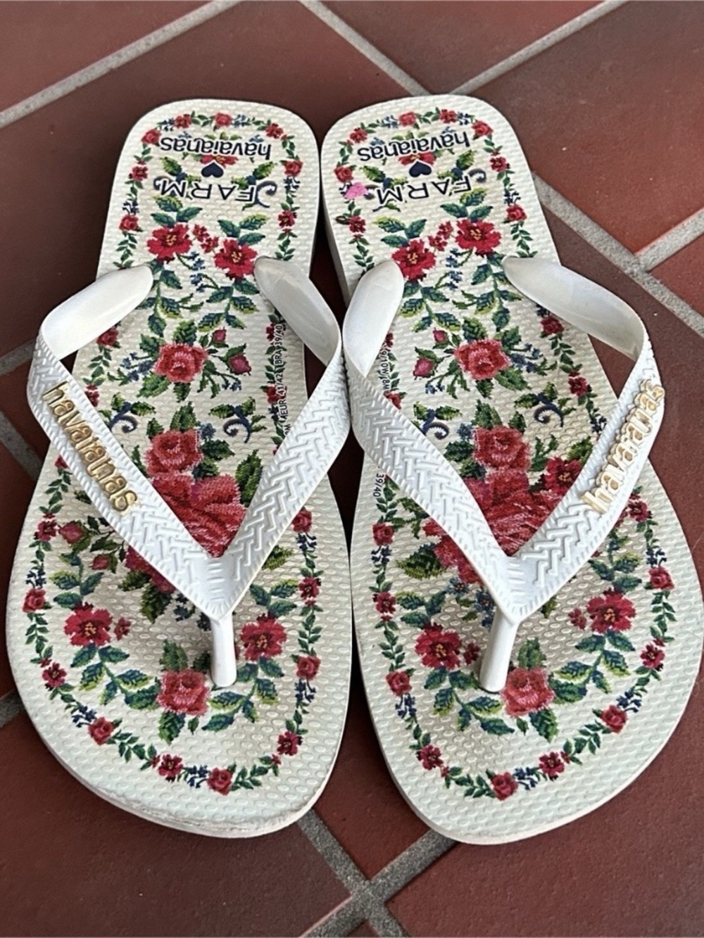 Rare Farm Rio x Havaianas Flip Flop Sandals White Floral Women's US 9/10